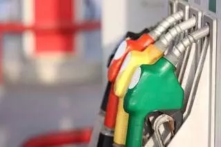 Petrol-diesel price : भुवनेश्वर में आज पेट्रोल-डीजल की कीमतों में कटौती