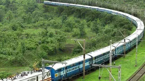 Railway ने चेंगन्नूर-पंबा रेलवे लाइन के अंतिम स्थान को मंजूरी दे दी