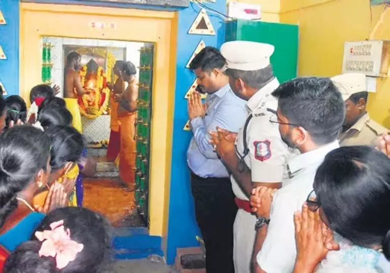 TN : तिरुवल्लूर मंदिर ने आदि द्रविड़ों के लिए फिर से खोले दरवाजे