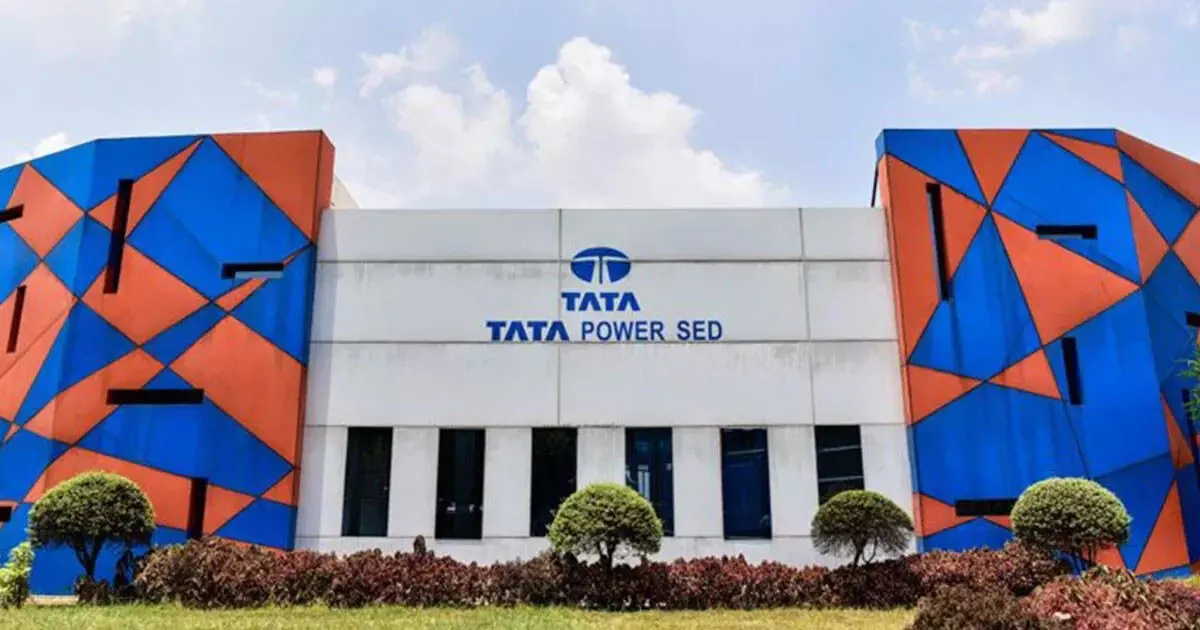 Tata Power के शेयर में आज -0.24% की गिरावट आई