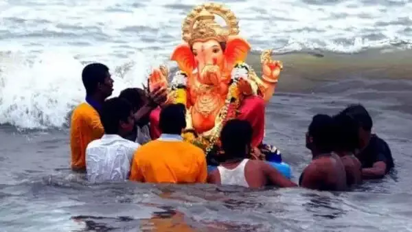 Ganesha ji का विसर्जन करते समय यह बात याद रखे