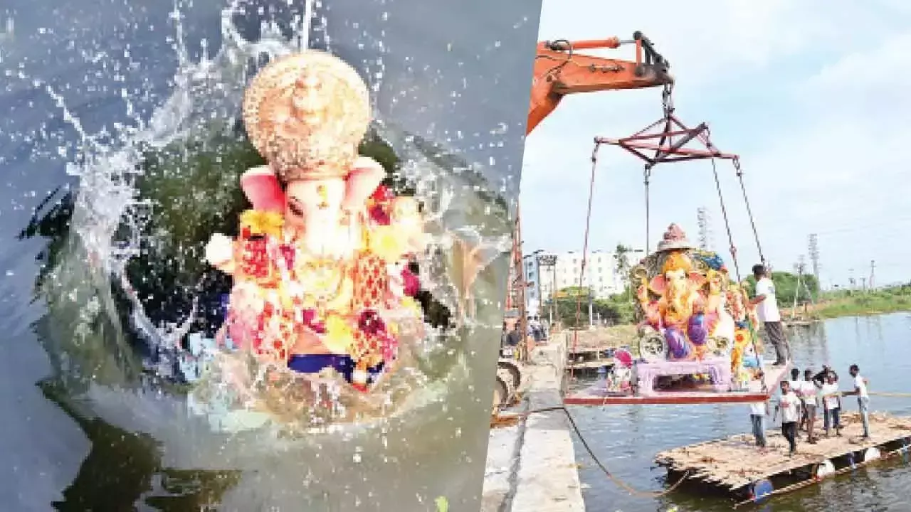 Warangal: धूमधाम से मनाया गया गणेश निमज्जनम