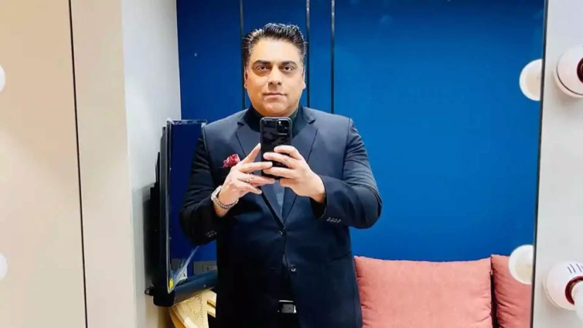 सिर्फ पैसों के लिए काम करने के बजाय छह महीने तक घर पर बैठूंगा- Ram Kapoor