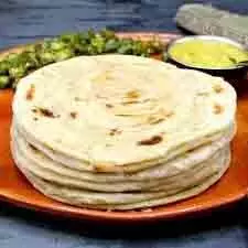 Chili Paneer Paratha: आसान रेसिपी से बनाएं स्वादिष्ट चिली पनीर पराठा