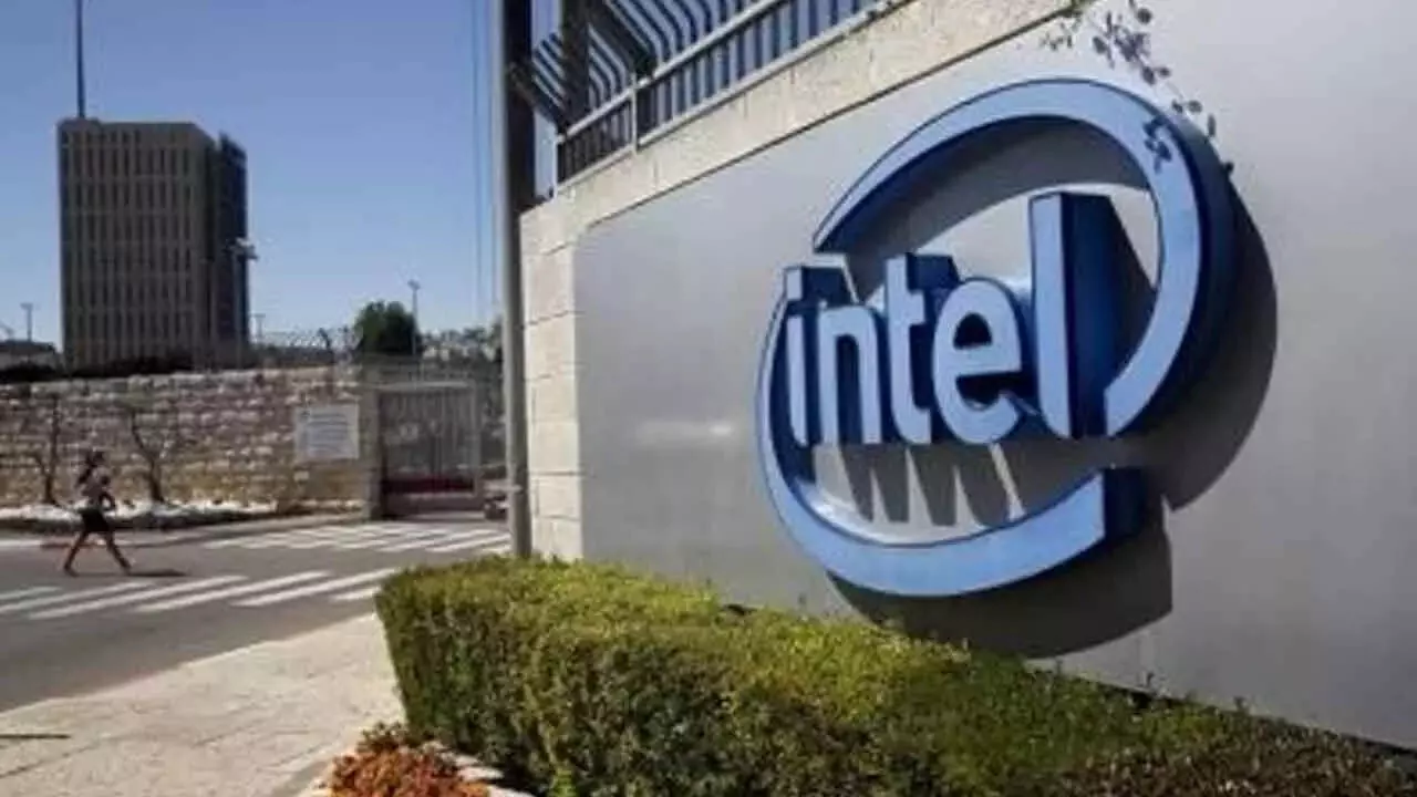 Chip Maker Intel: वैश्विक बिक्री में तीसरा स्थान खोने की उम्मीद