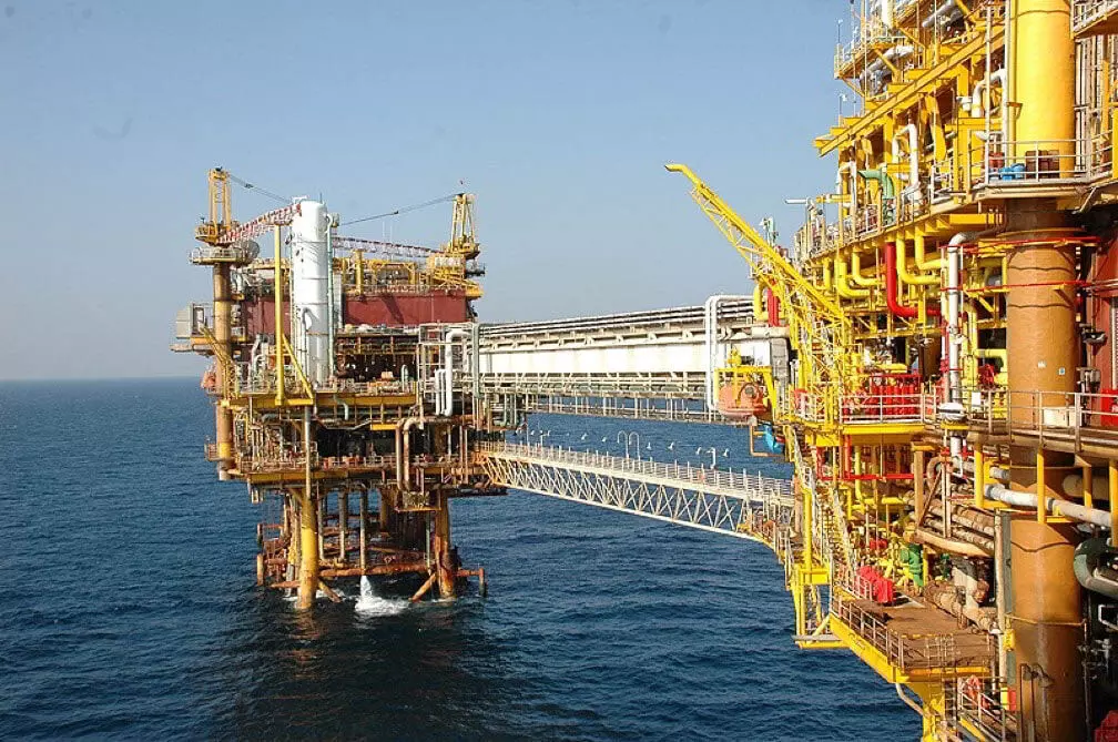 ONGC के शेयर में -1.71% की गिरावट आई