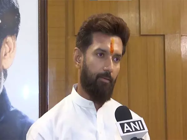 Chirag Paswan ने नवादा आगजनी की निंदा की, पीड़ितों के लिए कार्रवाई और सहायता का आह्वान