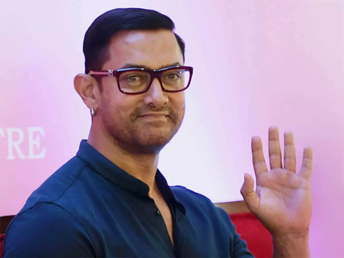 Aamir Khan अकोला में किसानों से बातचीत करेंगे