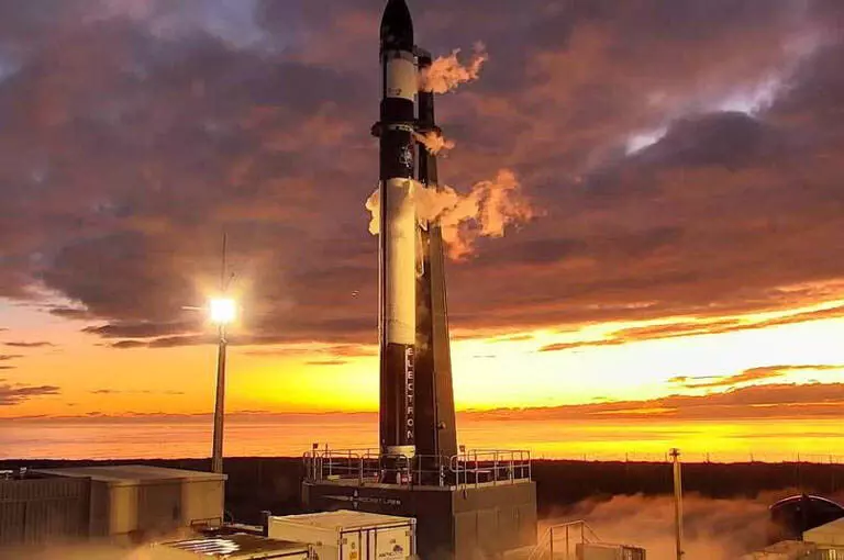 Rocket Lab ने आखिरी सेकंड में 5 उपग्रहों का लॉन्च रोका