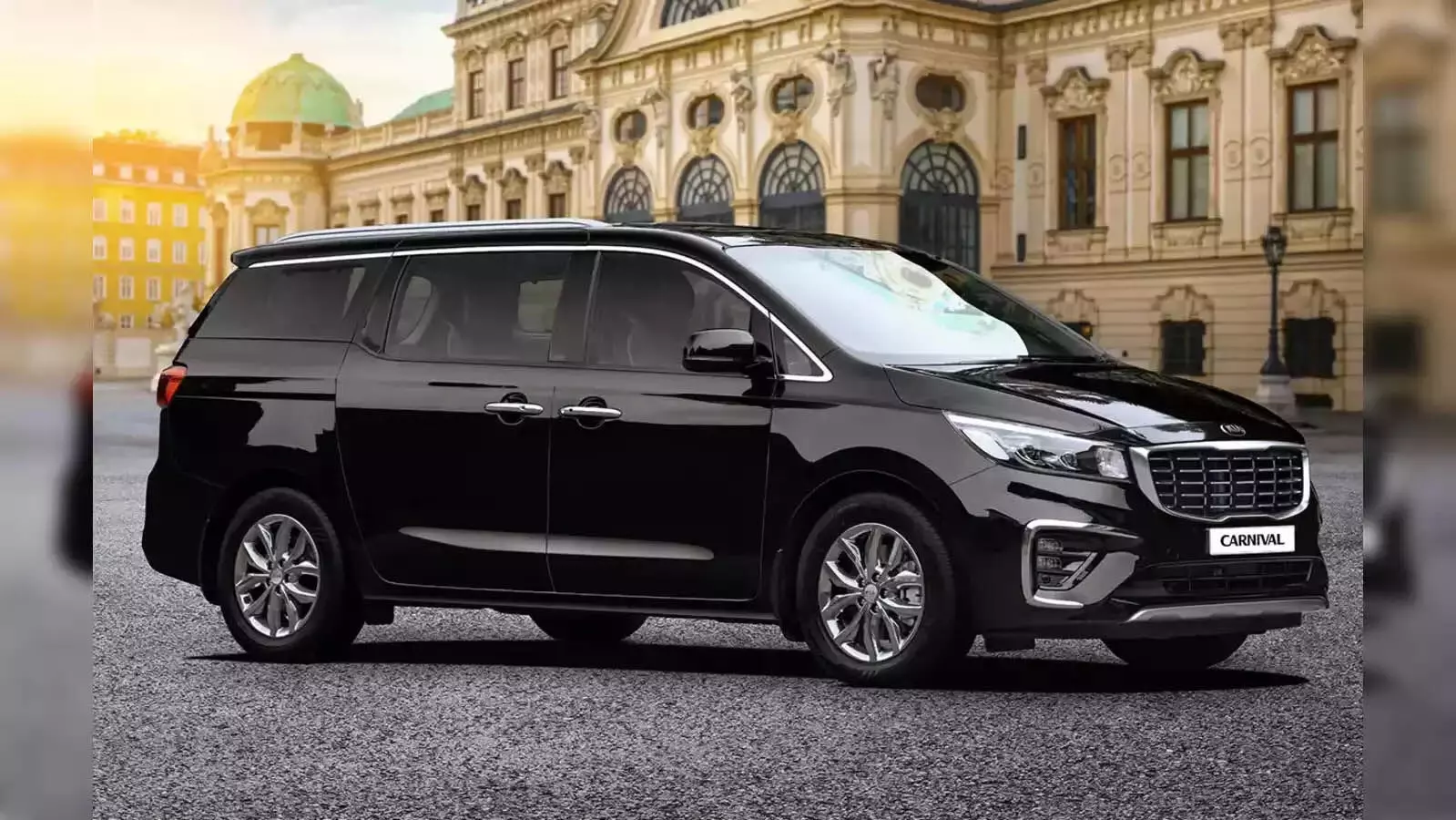 Kia Carnival की कीमत कितनी होगी