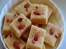 coconut barfi :बादाम और नारियल से बनाएं स्वादिष्ट बर्फी