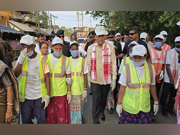 Assam: केंद्रीय मंत्री सर्बानंद सोनोवाल मार्गेरिटा में स्वच्छता सेवा कार्यक्रम में शामिल हुए