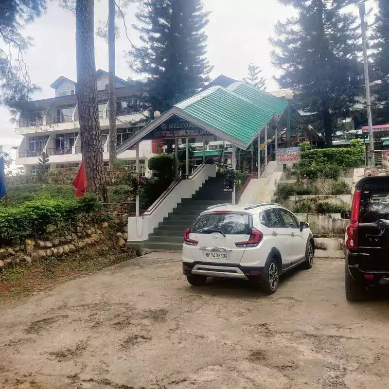 Himachal : पर्यटन निगम द्वारा संचालित होटल पर ध्यान देने की मांग