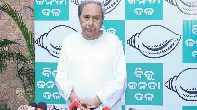 Naveen Patnaik ने भरतपुर थाने में सेना के मेजर की मंगेतर से मारपीट मामले की न्यायिक जांच की मांग की