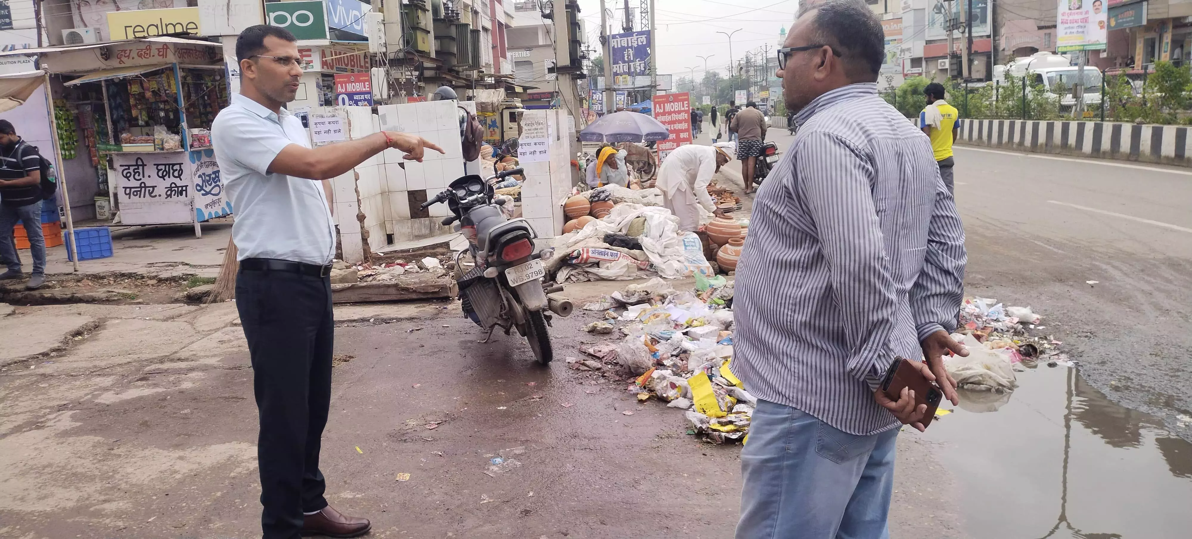 Alwar: अतुल्य अलवर स्वच्छता अभियान के वार्ड प्रभारी अधिकारियों ने वार्ड क्षेत्रों का निरीक्षण