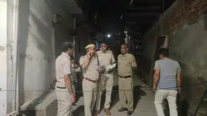 दिल्ली के संगम विहार में 17 वर्षीय युवक की चाकू गोदकर हत्या, जांच में जुटी पुलिस