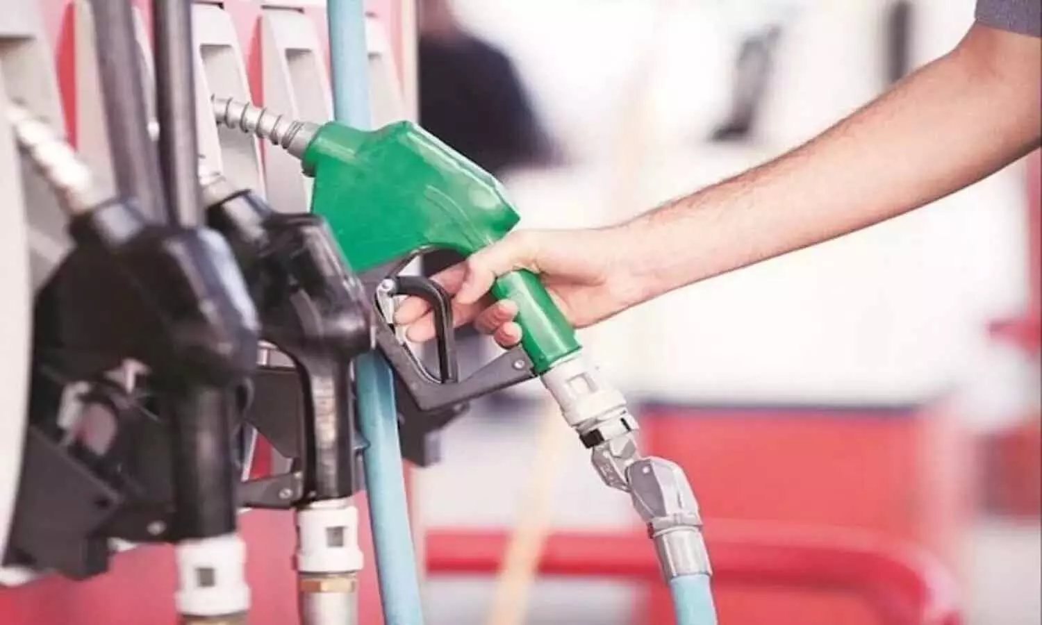 Petrol-diesel price : भुवनेश्वर में आज पेट्रोल-डीजल की कीमतों में कमी आई