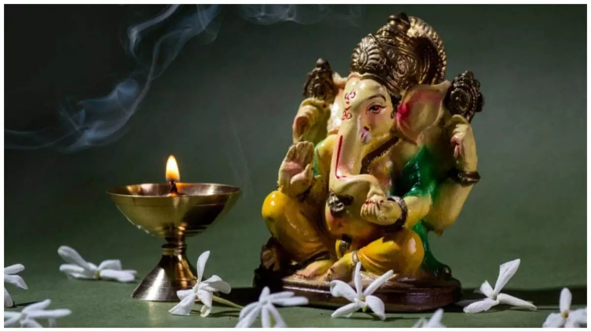 Sankashti Chaturthi व्रत के दौरान इन चीजों का सेवन करेंगे  गणपति बप्पा का आशीर्वाद मिलेगा