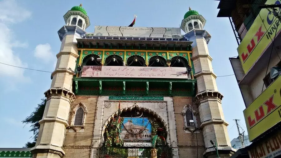 Tomb of Moinuddin Chishti: राजस्थान की रहस्यमयी दरगाह जहां कोई नहीं बना पाया गुबंद