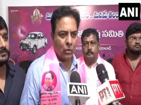 KTR ने घोटाले का दावा किया, कहा- सीएम रेड्डी ने अपने साले को ठेका दिया