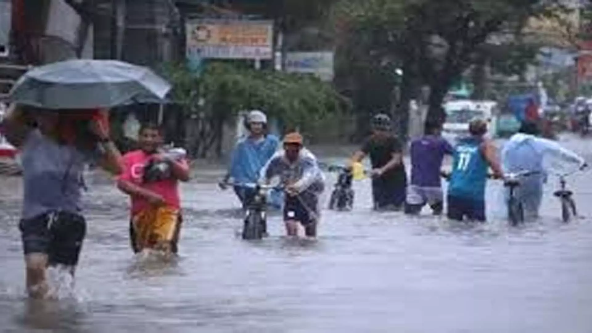 Japan: भारी बारिश के कारण बाढ़ के कारण हज़ारों लोगों को निकाला जाएगा