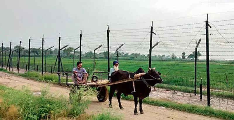 Punjab: 77 साल बाद भी सीमावर्ती गांवों ने पाकिस्तान से नाता नहीं तोड़ा