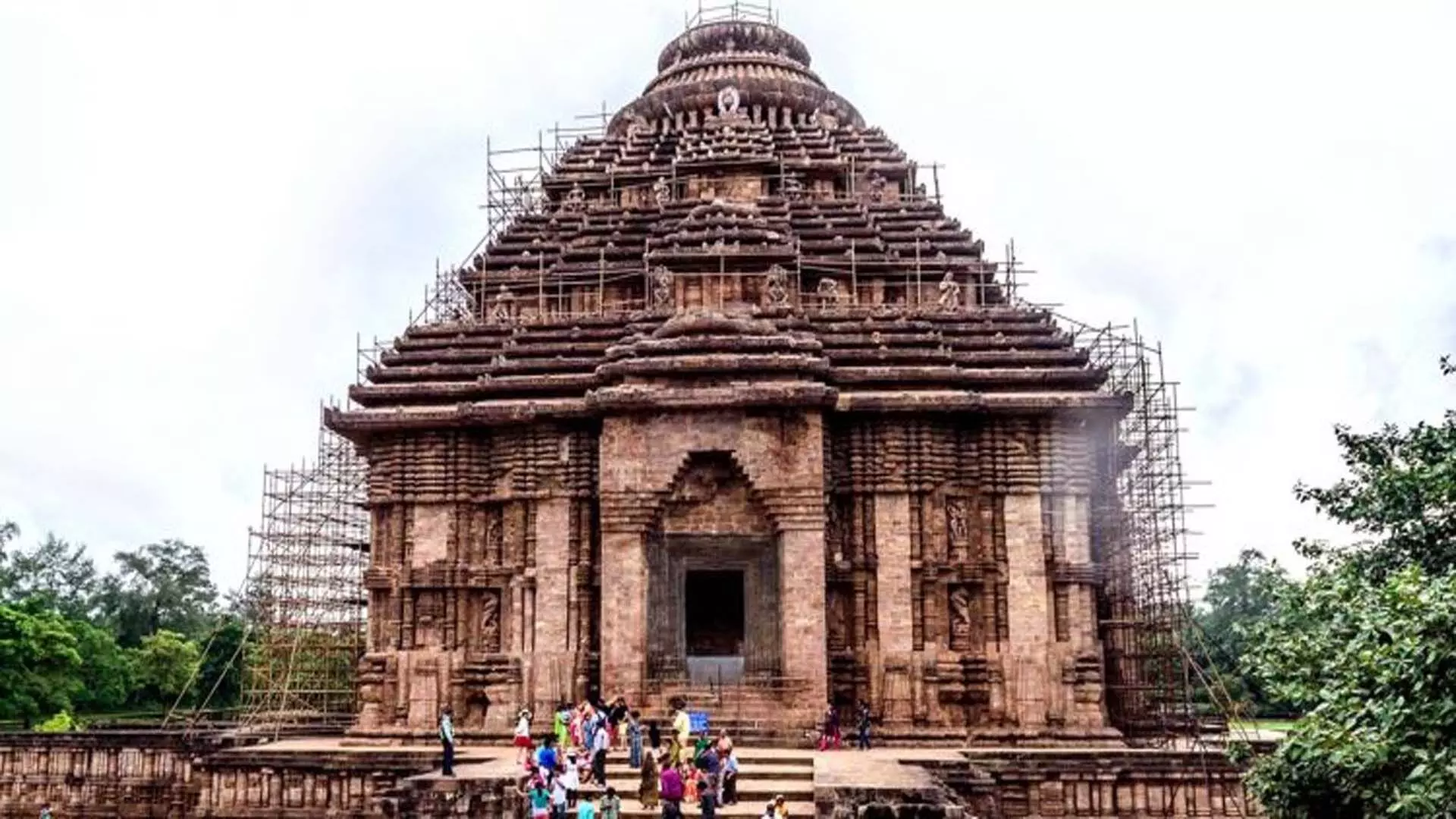 ASI कोणार्क सूर्य मंदिर में छिपी संरचनाओं का पता लगाने के लिए भूमिगत सर्वेक्षण किया