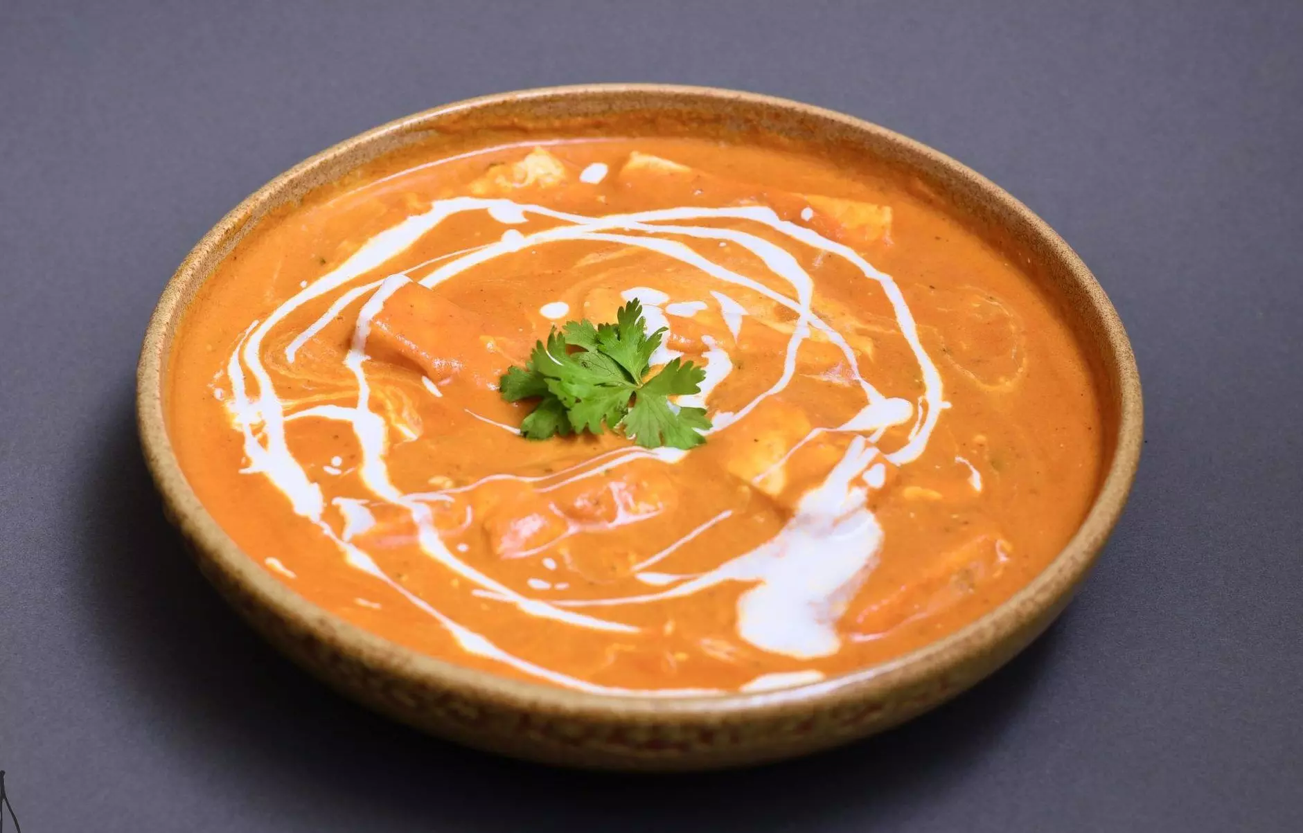 paneer makhani: दाल मखनी खा कर हो गए बोर तो ट्राई करें पनीर मखनी