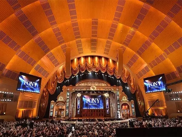 Tony Awards 2025 में रेडियो सिटी म्यूज़िक हॉल में वापस आएंगे