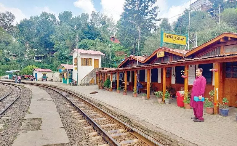 Kalka-Shimla Rail: कालका-शिमला रेलवे ट्रैक पर बढ़ेगी ट्रेन की स्पीड