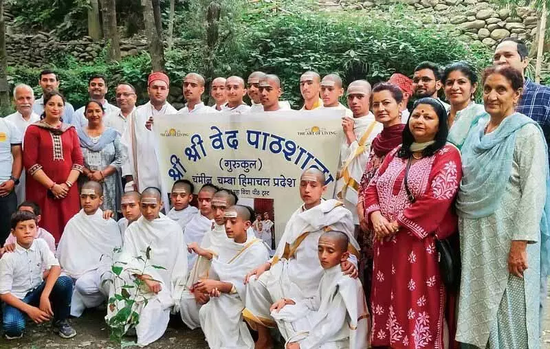 Himachal: विश्व नदी दिवस पर जागरूकता बढ़ाने के लिए पौधारोपण, सफाई अभियान का आयोजन