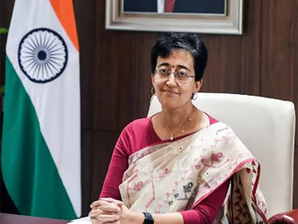 दिल्ली की मुख्यमंत्री Atishi ने पद संभालने के बाद पहली बैठक की