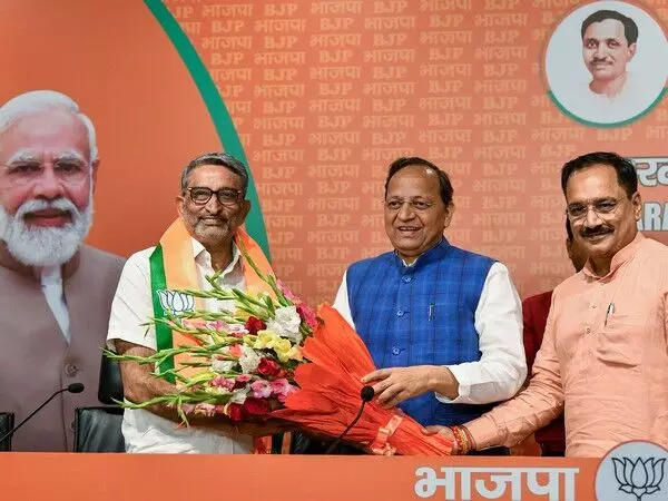 करतार सिंह तंवर ने BJP में शामिल होने के बाद दिल्ली विधानसभा की सदस्यता खो दी