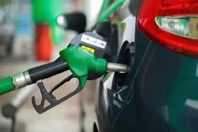 Petrol-diesel price : भुवनेश्वर में आज पेट्रोल-डीजल की कीमतों में गिरावट दर्ज की गई