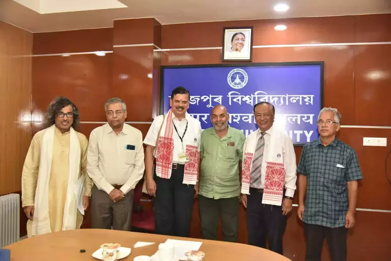 Assam : गुणवत्ता मूल्यांकन के लिए शैक्षणिक और प्रशासनिक लेखा परीक्षा टीम ने तेजपुर विश्वविद्यालय का दौरा