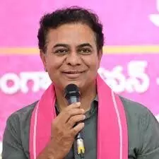 हाइड्रा द्वारा की गई तोड़फोड़ से नाराज KTR ने रेवंत पर निशाना साधा