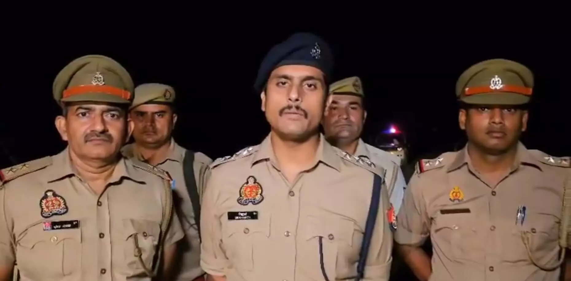 पुलिस की गिरफ्तार हो चुके बदमाश से मुठभेड़, हाथ-पैर में लगी गोली, VIDEO