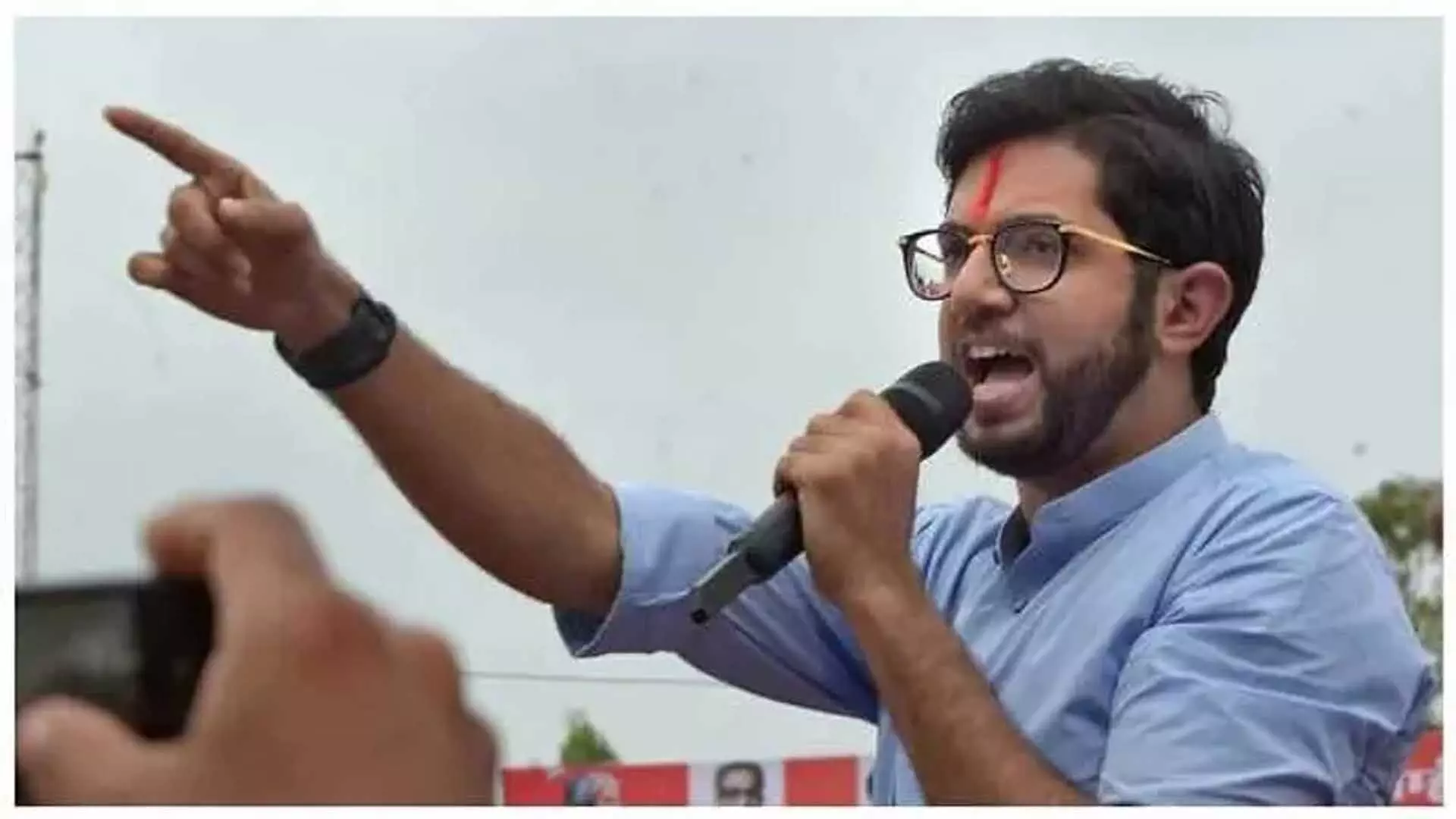 Aditya Thackeray ने बाढ़ को लेकर महाराष्ट्र सरकार पर निशाना साधा