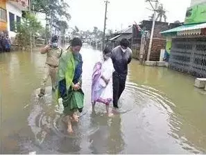 Calcutta HC ने बाढ़ मुआवजे पर उठाए गए कदमों पर बंगाल सरकार से रिपोर्ट मांगी