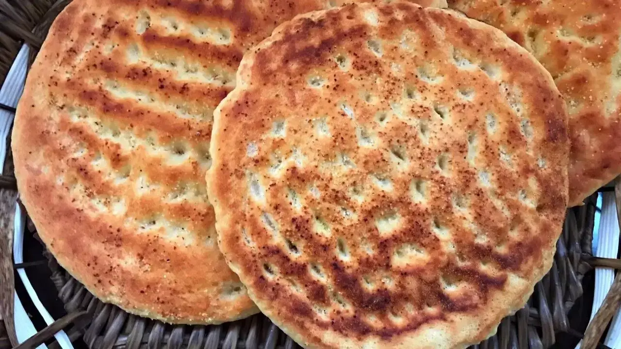 Girda roti:  इस बार सब्जी के साथ बनाएं कश्मीर स्पेशल गिरदा रोटी