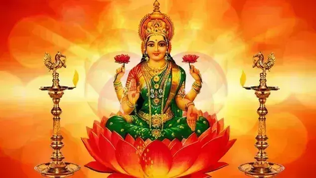 Mata Lakshmi Aarti: शुक्रवार के दिन इस आरती से करें महालक्ष्मी की पूजा