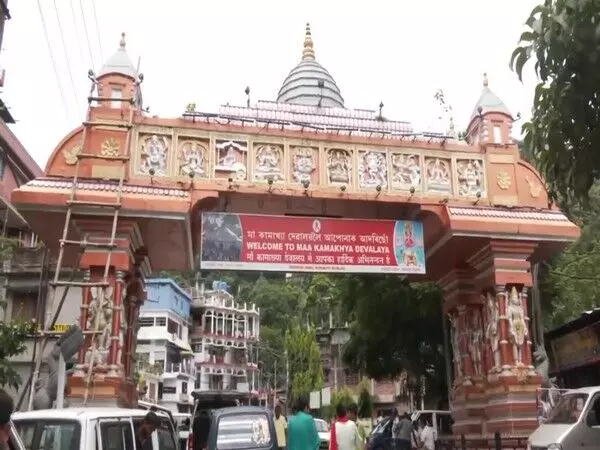 Assam का कामाख्या मंदिर नवरात्रि और दुर्गा पूजा मनाने के लिए तैयार