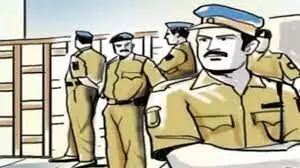 Indore: पुलिस महकमे में एसीपी की रंगीन चैट से मची खलबली