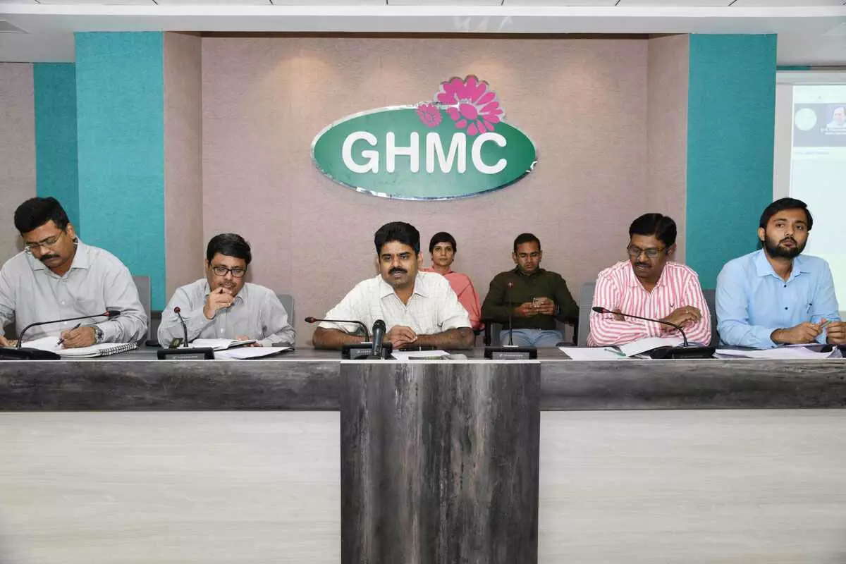 GHMC फूड पॉइजनिंग: माधापुर के कॉलेज पर ₹ 2 लाख का जुर्माना