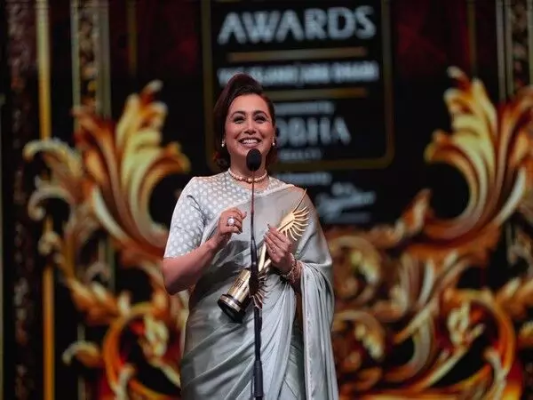 Rani Mukerji ने IIFA 2024 में मिसेज चटर्जी वर्सेज नॉर्वे के लिए सर्वश्रेष्ठ अभिनेत्री का पुरस्कार जीता