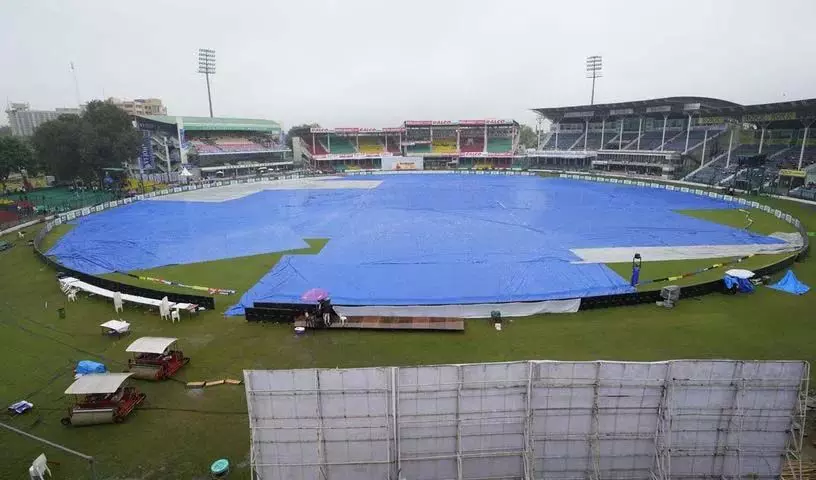 Ind vs Bangla: गीले आउटफील्ड के कारण तीसरे दिन का खेल शुरू होने में देरी