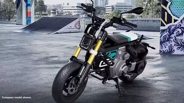 BMW CE 02: यह मेड इन इंडिया इलेक्ट्रिक स्कूटर 1 अक्टूबर को होगा लॉन्च, जानें स्पेसिफिकेशन