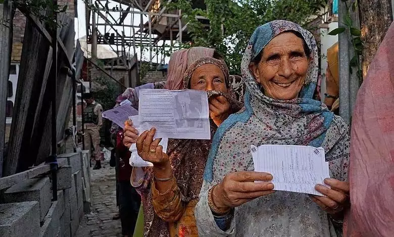 J&K Polls: 130 करोड़ रुपये की जब्ती, 1,263 एमसीसी उल्लंघन की रिपोर्ट