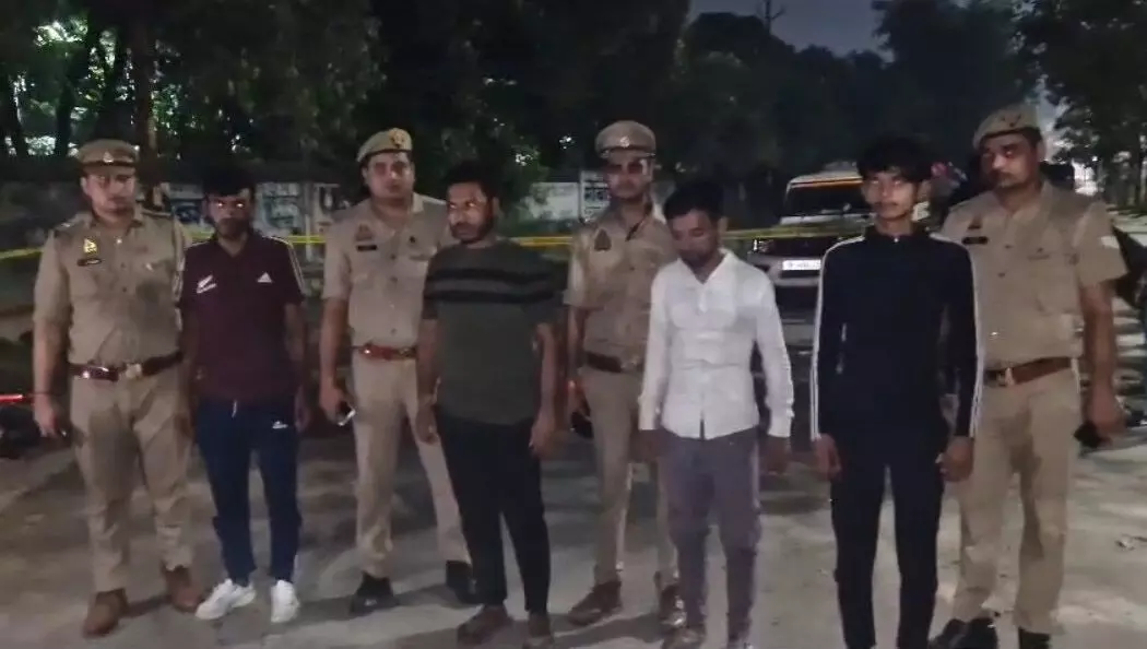 चेन स्नेचिंग करने वाले बदमाशों से हुई पुलिस की मुठभेड़, 5 गिरफ्तार, तेज रफ्तार बाइक से देते थे घटना को अंजाम