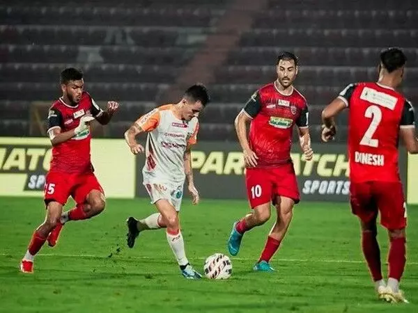 Kerala Blasters-NorthEast United FC ने रोमांचक मुकाबले में अंक बांटे